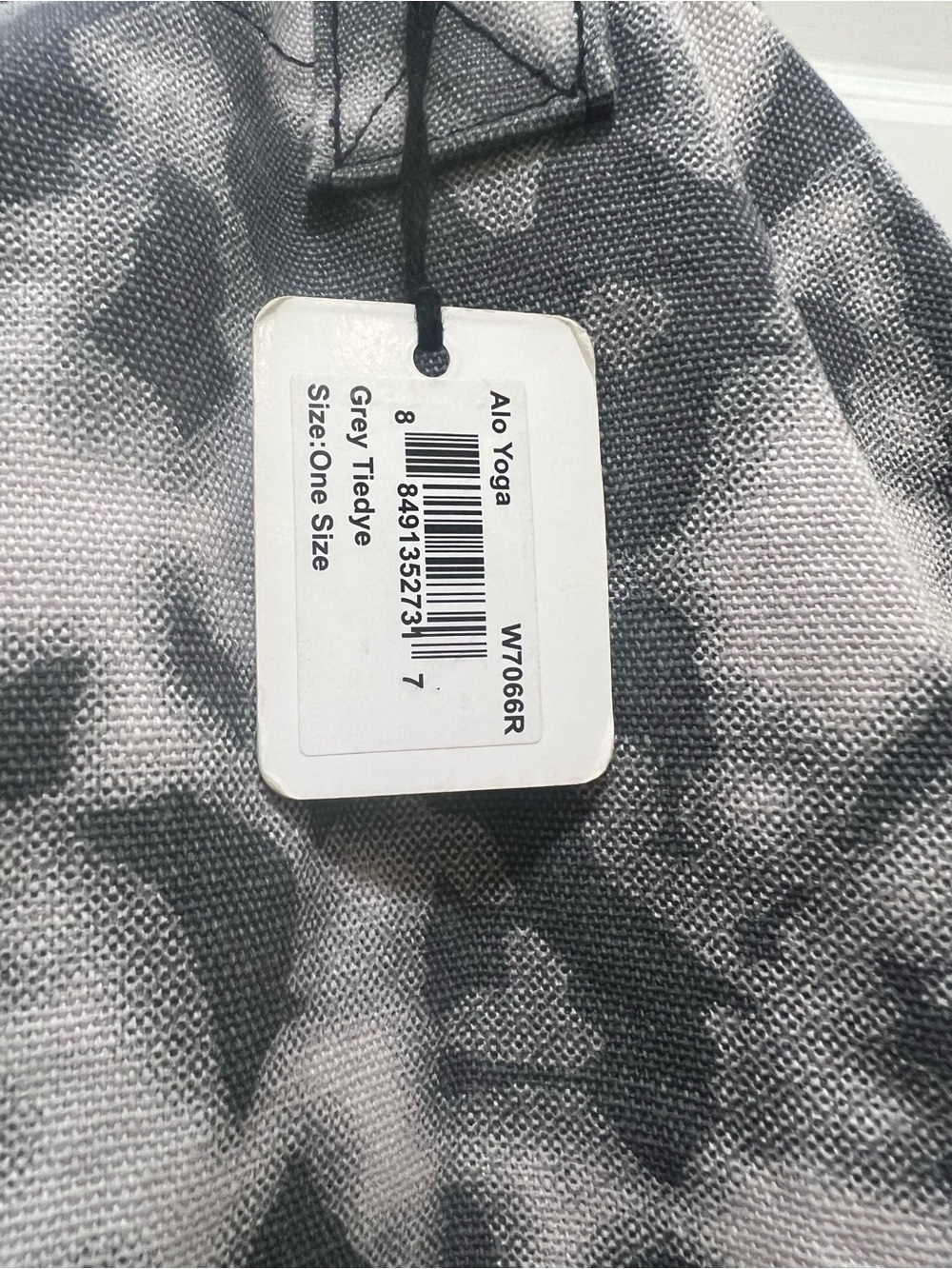 NWT ALO Yoga Tie-Dye Canvas Tote Bag in Black and Cream - Picture 3 of 4